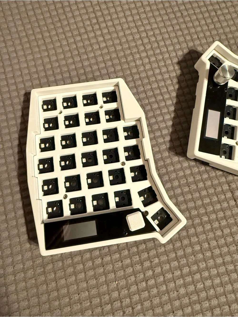 Ergonomic Split Mechanical Keyboard  - White
